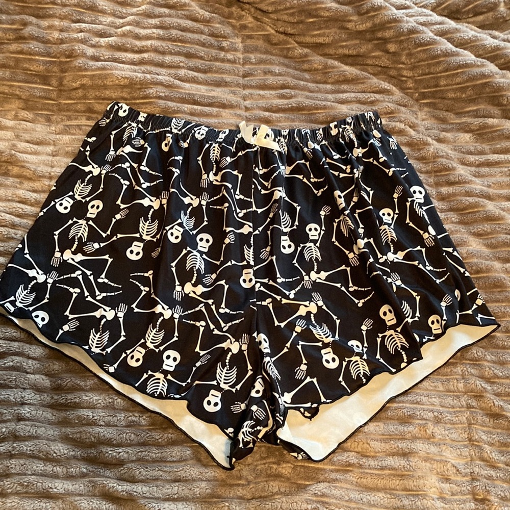 COPY - Skeleton print, sleep shorts.